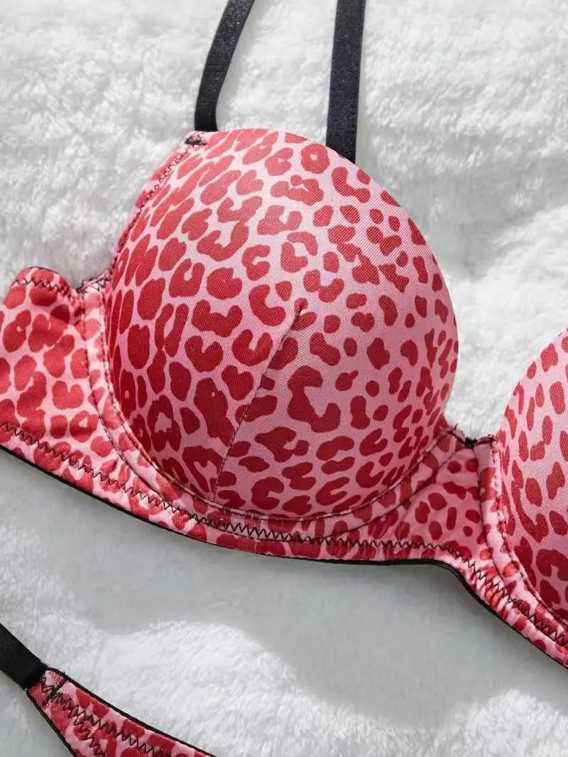 Leopard Print Bra & Panty Set – Stylish Push-Up Fit