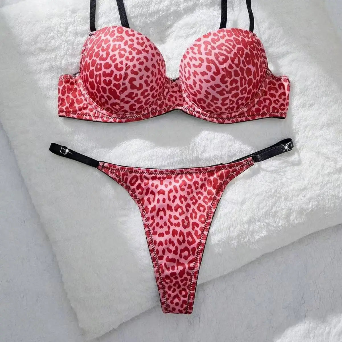 Leopard Print Bra & Panty Set – Stylish Push-Up Fit