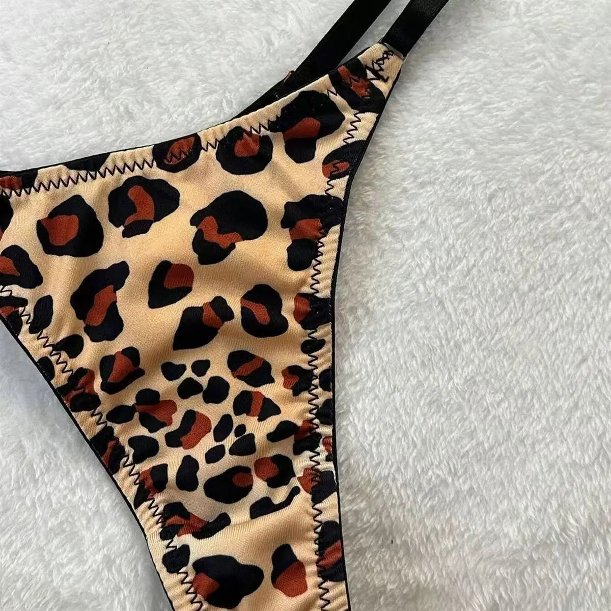 Leopard Print Bra & Panty Set – Stylish Push-Up Fit