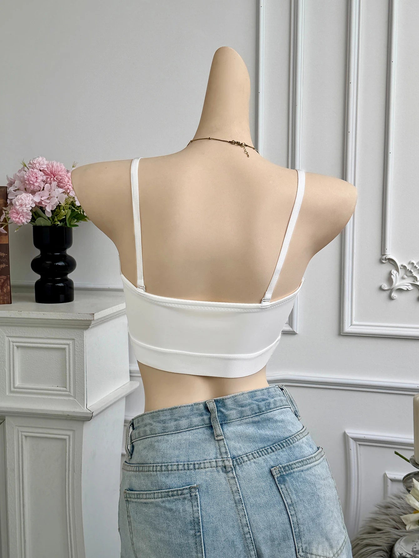 Wire-Free Hollow Cup Bra – Soft & Comfortable